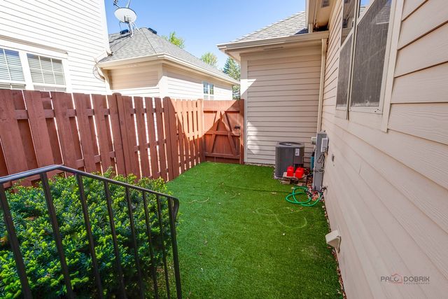 2460 VIOLET Street 2460, Glenview, IL 60026