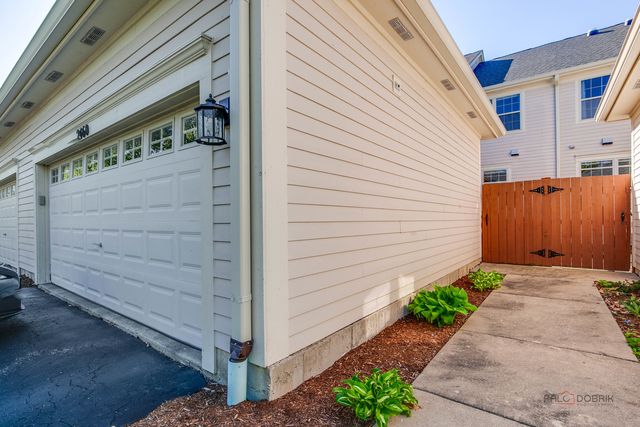 2460 VIOLET Street 2460, Glenview, IL 60026