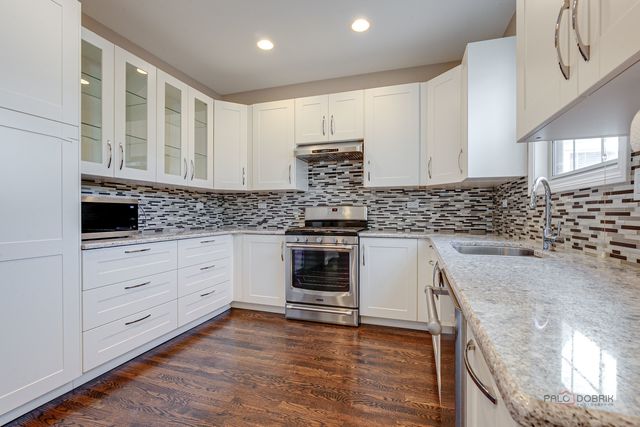 2460 VIOLET Street 2460, Glenview, IL 60026