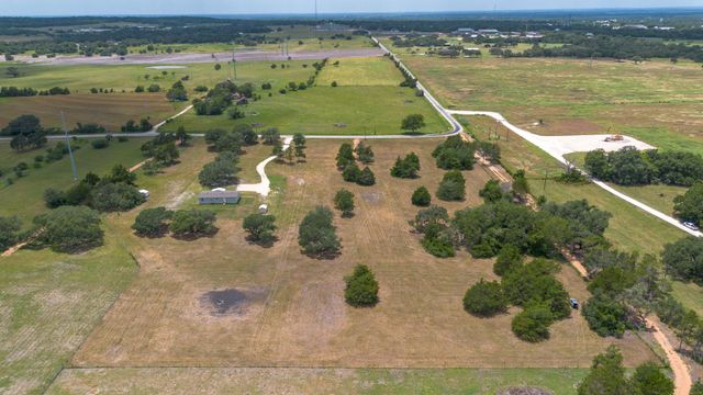 1021 E Old Hallettsville RD, Flatonia, TX 78941