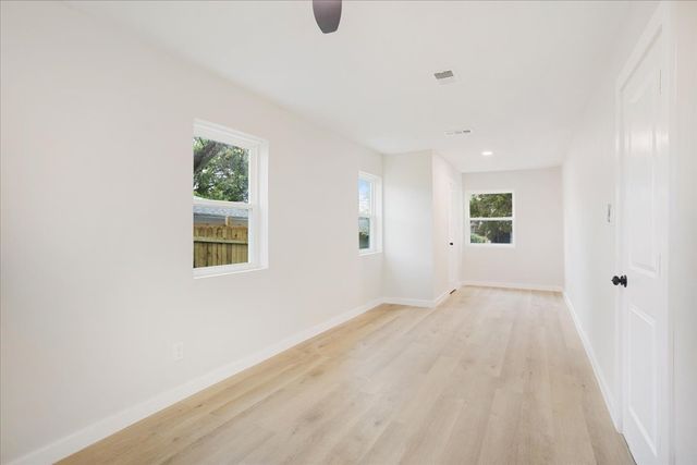 1021 Richard Drive, Garland, TX 75040