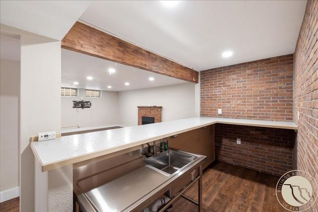 2328 Elm Street, Billings, MT 59101