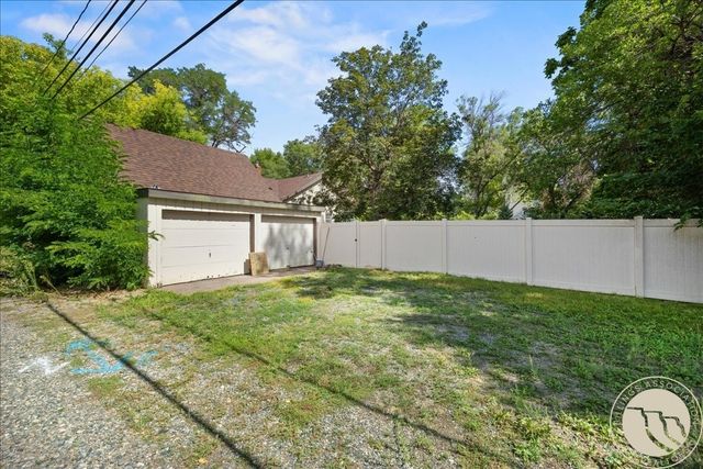 2328 Elm Street, Billings, MT 59101