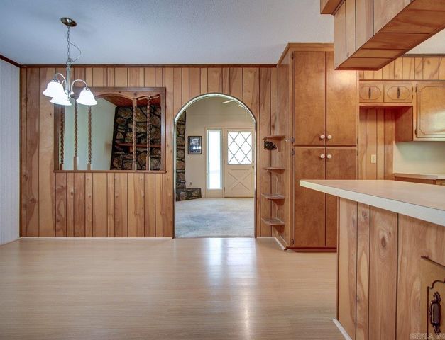 106 Arlington Drive, Hot Springs, AR 71013