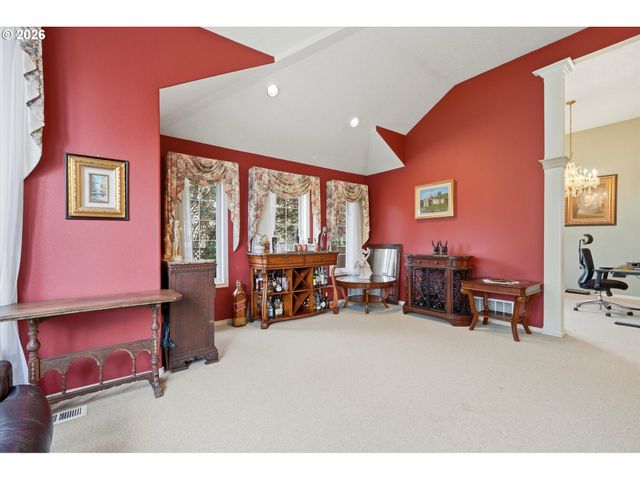 14234 Nw LAKESHORE Ct, Portland, OR 97229