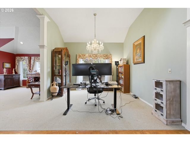 14234 Nw LAKESHORE Ct, Portland, OR 97229