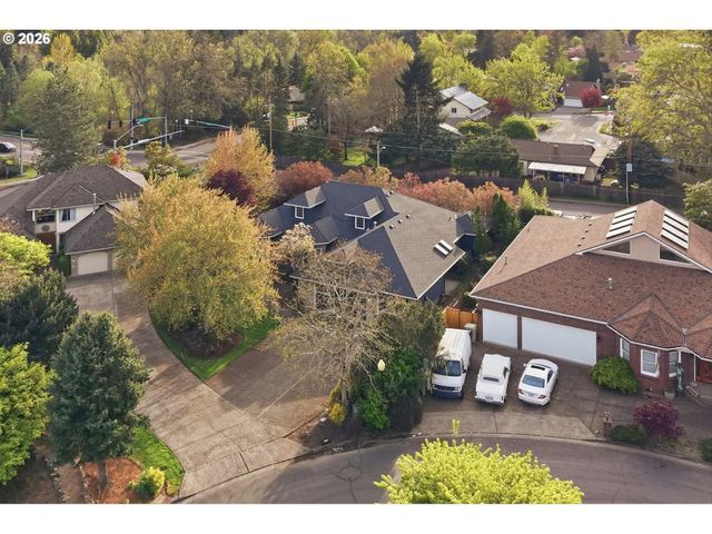 14234 Nw LAKESHORE Ct, Portland, OR 97229