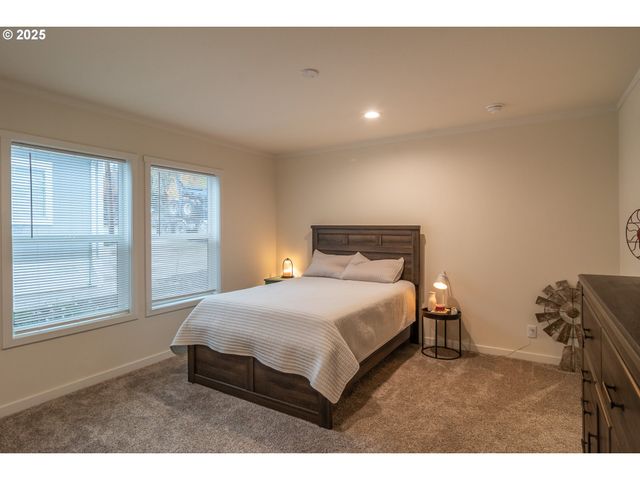 408 WHIPPLE Ave, Drain, OR 97435