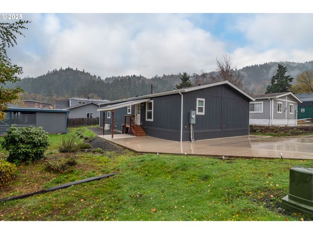 408 WHIPPLE Ave, Drain, OR 97435