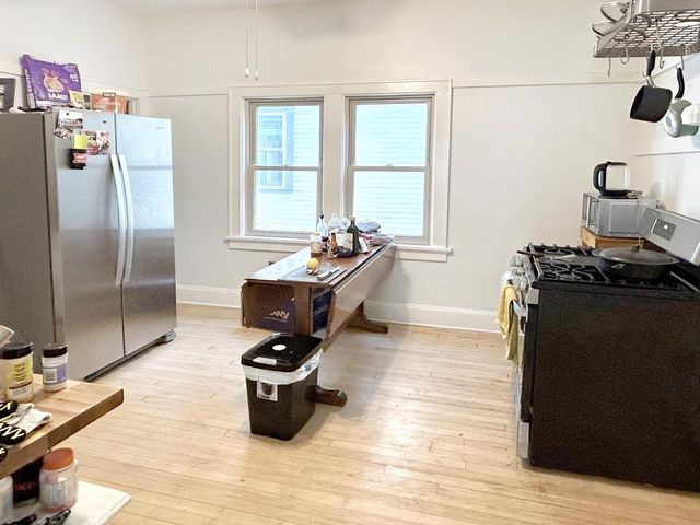 2730 N Weil STREET, Milwaukee, WI 53212