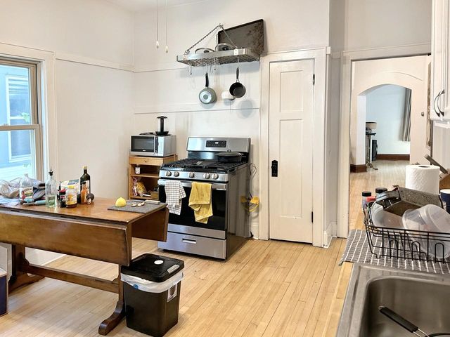 2730 N Weil STREET, Milwaukee, WI 53212