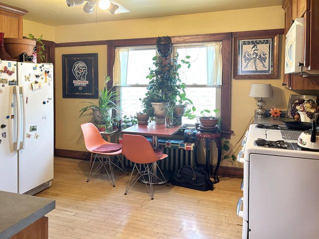 2730 N Weil STREET, Milwaukee, WI 53212