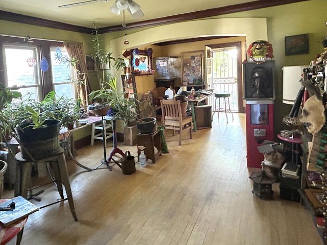 2730 N Weil STREET, Milwaukee, WI 53212