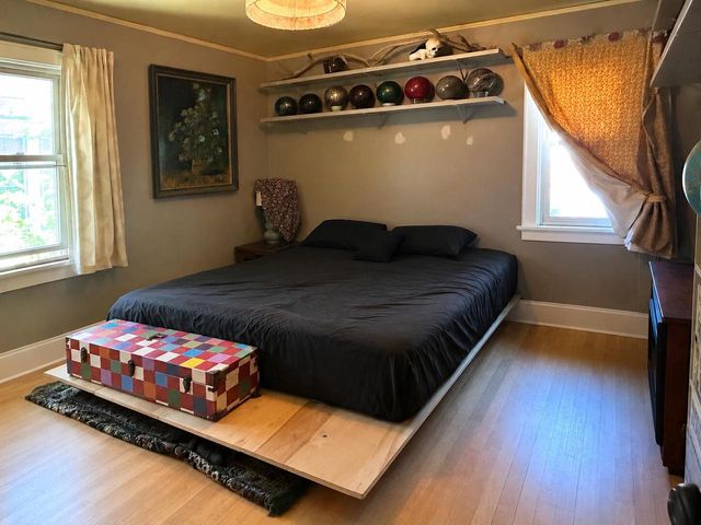 2730 N Weil STREET, Milwaukee, WI 53212