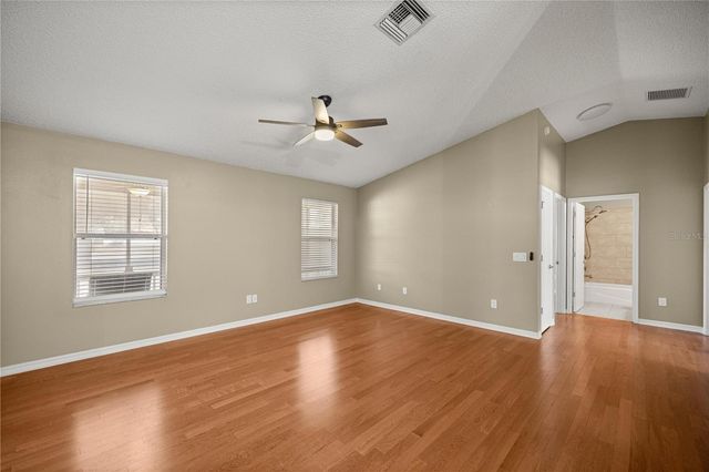 108 CHERRY BLOSSOM LANE, Lady Lake, FL 32159