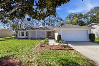 108 CHERRY BLOSSOM LANE, Lady Lake, FL 32159