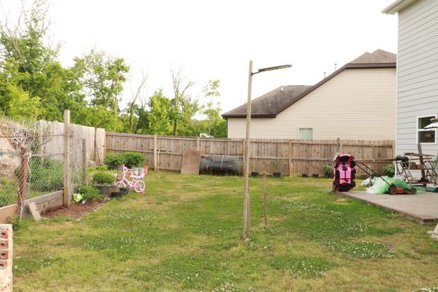 178 Lightwood Dr, Antioch, TN 37013