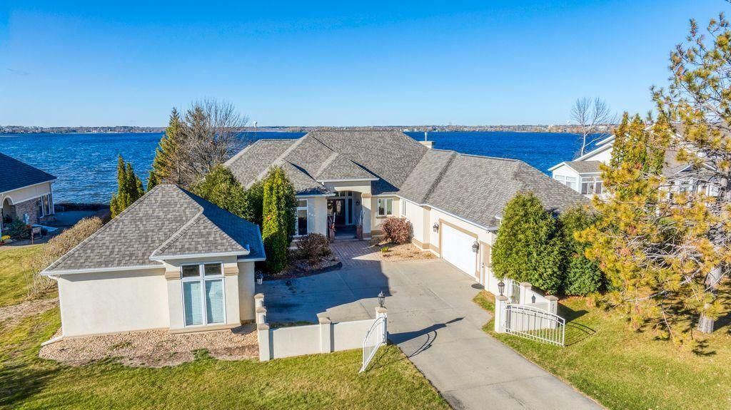 425 Irving Beach Drive SW, Bemidji, MN 56601