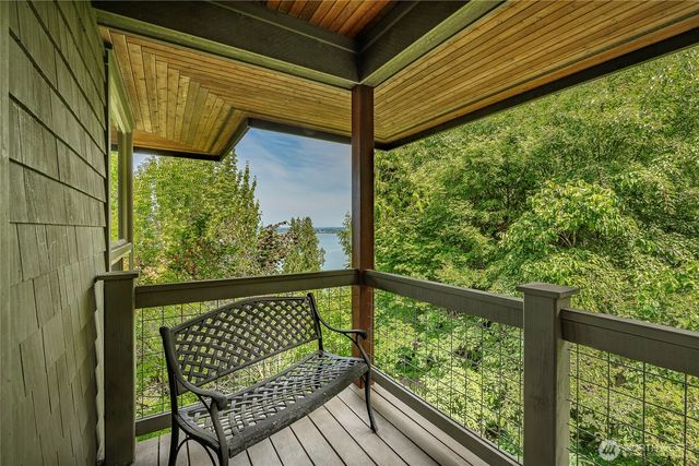 5454 Puffin Place, Blaine, WA 98230