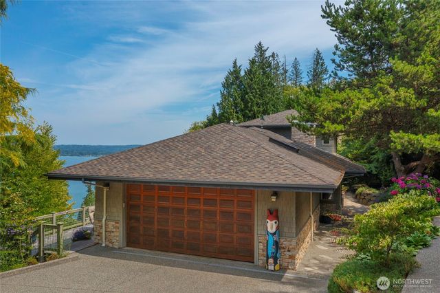 5454 Puffin Place, Blaine, WA 98230