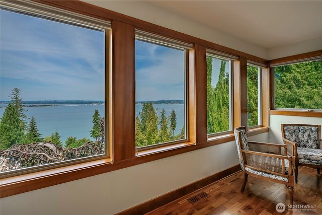 5454 Puffin Place, Blaine, WA 98230