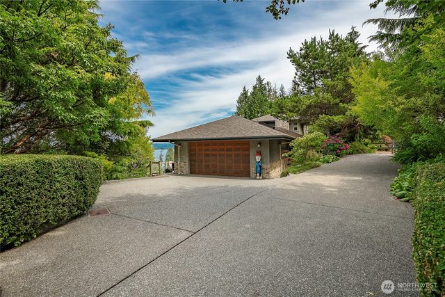 5454 Puffin Place, Blaine, WA 98230