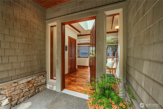 5454 Puffin Place, Blaine, WA 98230