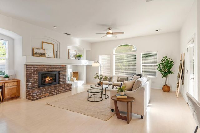 1681 Laporte, Roseville, CA 95747