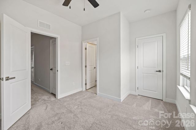 328 Yorkshire Drive, Charlotte, NC 28217