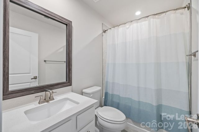 328 Yorkshire Drive, Charlotte, NC 28217