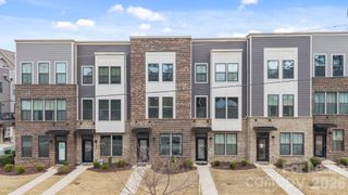 328 Yorkshire Drive, Charlotte, NC 28217
