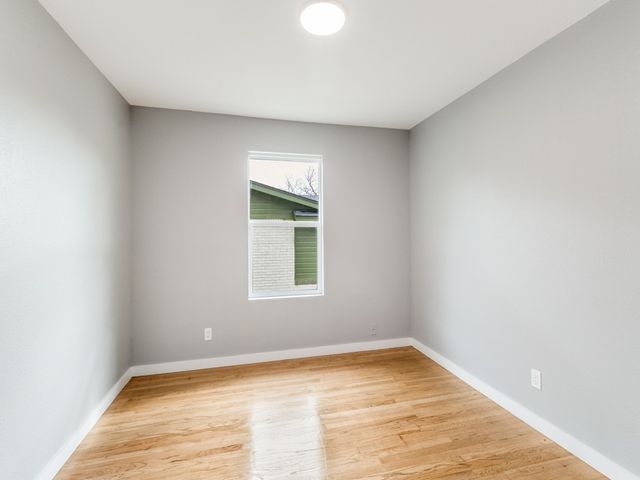 3924 Vanette Lane, Dallas, TX 75216