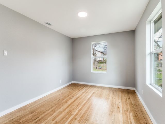 3924 Vanette Lane, Dallas, TX 75216