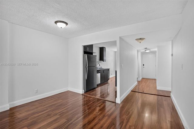 250 Jacaranda Dr 411, Plantation, FL 33324