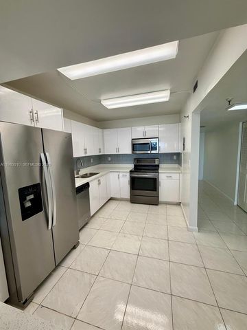 20850 San Simeon Way 105-5, Miami, FL 33179