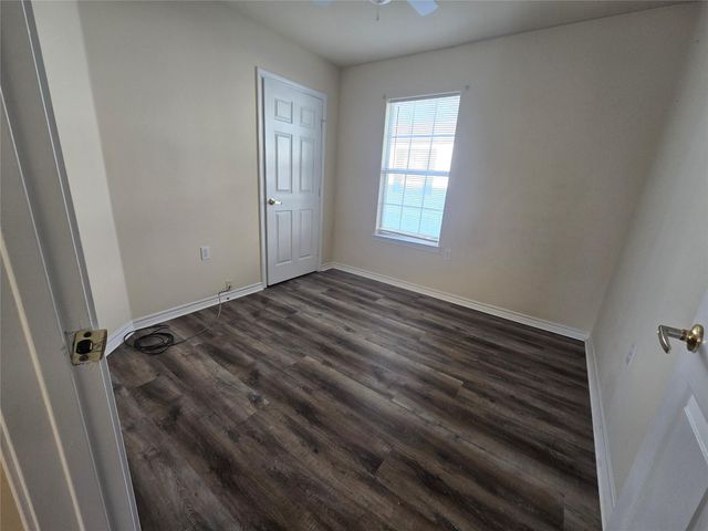 102 Wilson Street, Sealy, TX 77474