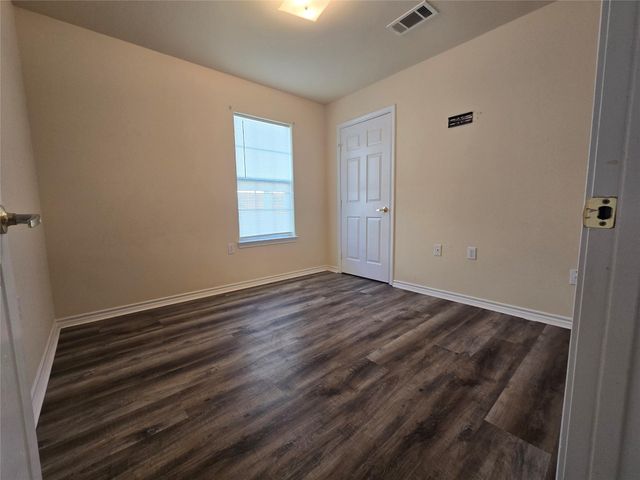 102 Wilson Street, Sealy, TX 77474