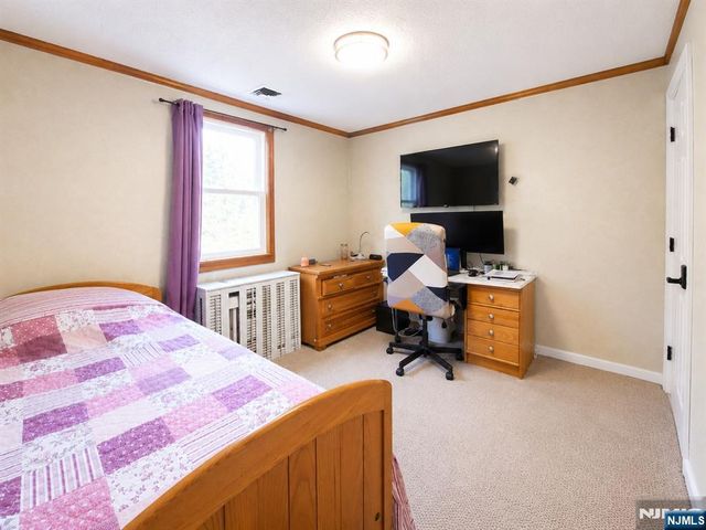 1016 Grace Terrace, Teaneck, NJ 07666