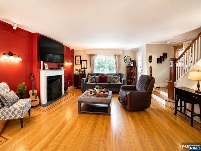 1016 Grace Terrace, Teaneck, NJ 07666