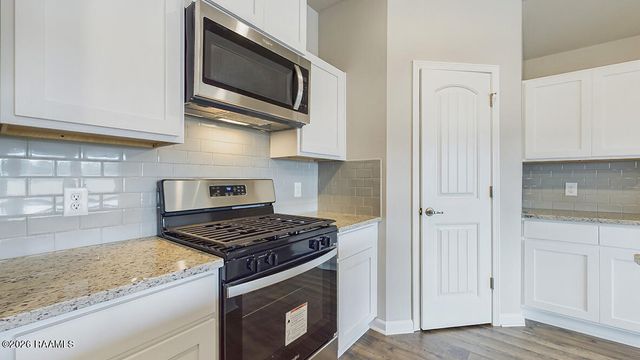 133 Lake Ridge Drive, Broussard, LA 70518