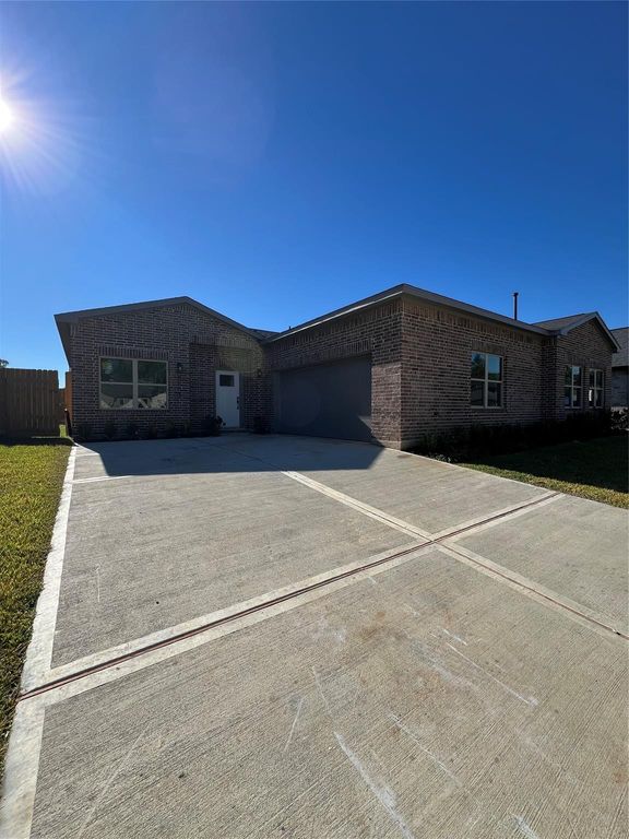 2607 Piemonte Avenue Cir, Spring, TX 77388