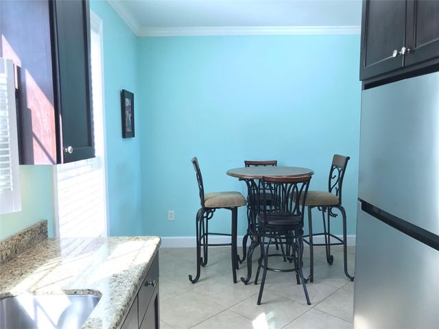 7000 Seawall Boulevard 614, Galveston, TX 77551