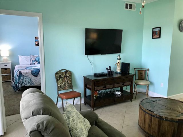 7000 Seawall Boulevard 614, Galveston, TX 77551