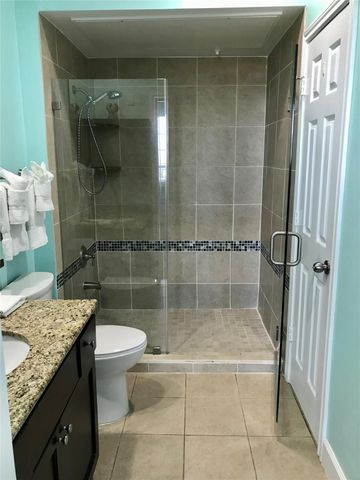 7000 Seawall Boulevard 614, Galveston, TX 77551