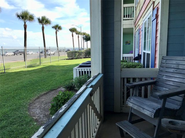 7000 Seawall Boulevard 614, Galveston, TX 77551