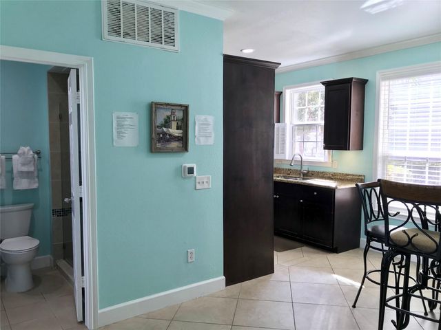 7000 Seawall Boulevard 614, Galveston, TX 77551