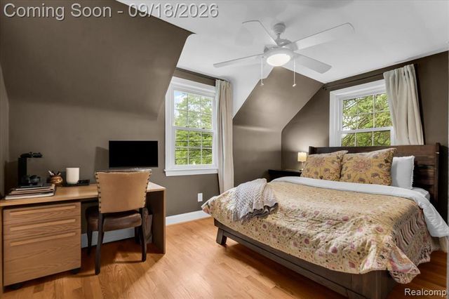 27250 Santa Barbara Drive, Lathrup Village, MI 48076