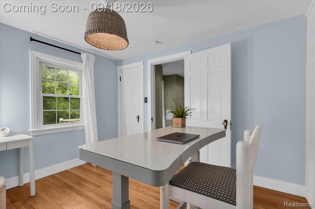 27250 Santa Barbara Drive, Lathrup Village, MI 48076