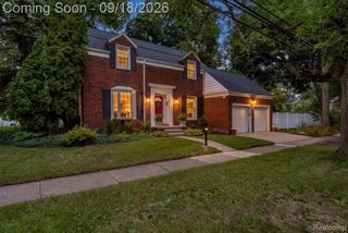 27250 Santa Barbara Drive, Lathrup Village, MI 48076