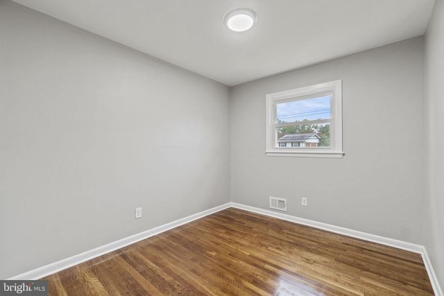 1110 CHISWELL LN, Silver Spring, MD 20901